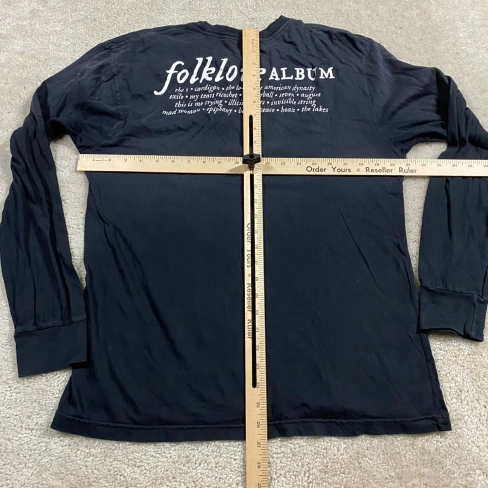 Taylor Swift Folklore Album Long Sleeve Graphic T-Shirt Black Large 2020 Merch - Picture 4 of 7